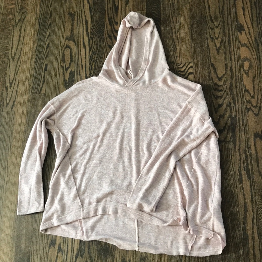 Light weight sweater